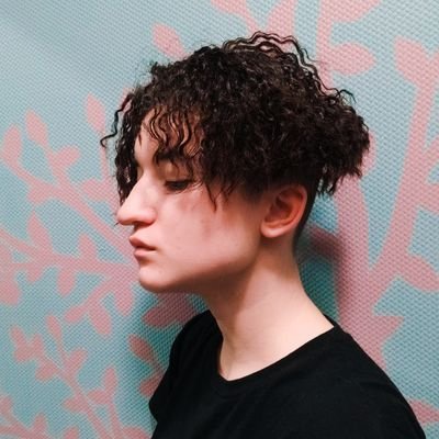 Икона нахуй.
Нервы и One Direction как смысл жизни уже 10 лет.