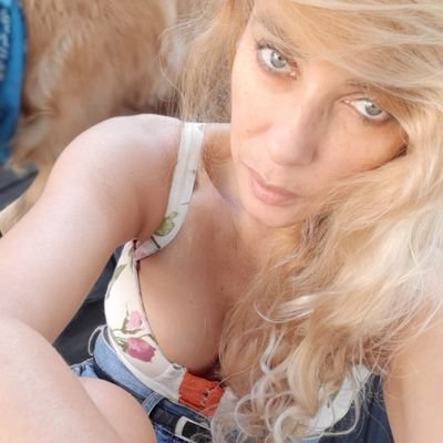 Construir, crear, leer, preguntar siempre preguntar!..
jugando a los carritos!.. visión en el cripto 🌐 es el futuro!! 🚜⛏⚡
tratando de aprender.💡