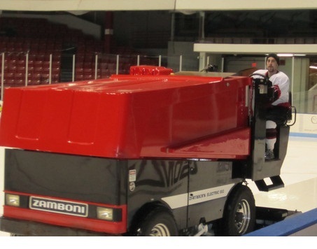 BatesandBeyond's profile picture. Shape shifter and a wise guy. I understand hockey and people.