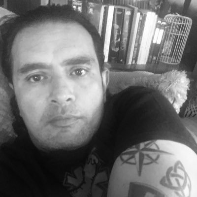 me fascina leer, melómano, #ILoveMetal #IWantMoreInk #SiMeSiguesTeSigo #UNAMita, #Madridista, #Yankee, #STORMTROOPER, #AdoptaNoCompres