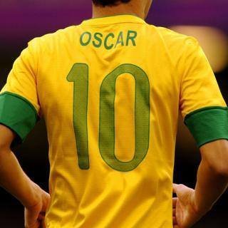 realenginerd's profile picture. 🤓 who loves 🎼🚲⚽