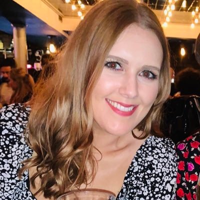 Jenwhitters's profile picture. I'm not great at advice, can I interest you in a sarcastic comment?