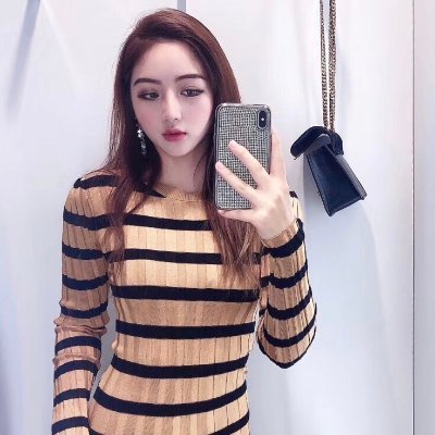 I am a businesswoman from China who is engaged in the clothing business. I have opened 3 clothing stores in my own country and can add my WhatsApp.