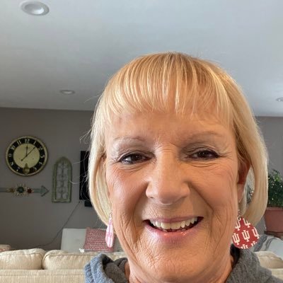 CaroleLinder17's profile picture. 