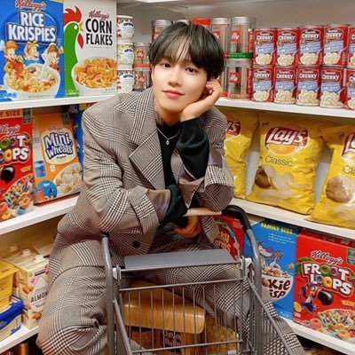 ArfahMuzalifah's profile picture. dear ☕️,you make me feel save around you