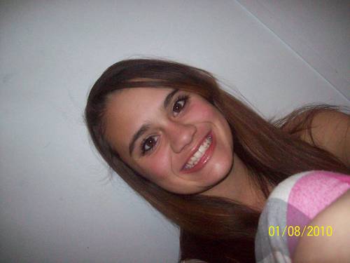 vollyballgrl10's profile picture. i love singing, animals, volleyball, hanging out with my friends. and my fav animal is a horse, and i love doing talent shows :D