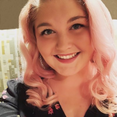 kellyannwildman's profile picture. i live to love and laugh alot and thats all i need 💕 insta: kellyannwildman 🌻