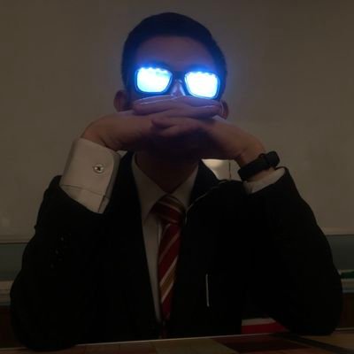 Software Engineer
エンジニアリング関連も呟きますが、アニメ・映画関連もかなり反応します。