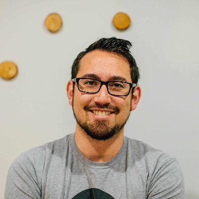 Mobile developer for iOS, Dad, Sports-lover and Leatherworker