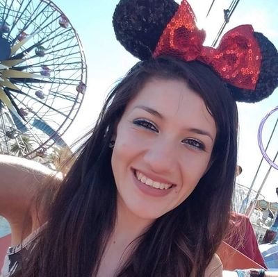 Atreyugirl9227's profile picture. i absolutely live for my daughter Twila. I love to learn, dance, sing, laugh and do yoga. 🕉