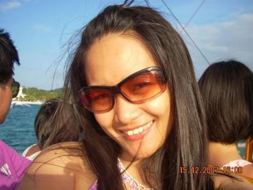 suweh's profile picture. 