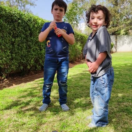 andresrajc's profile picture. r