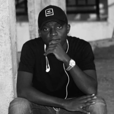 PuppySisto's profile picture. black magic