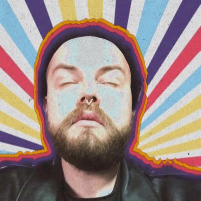 brokensinkface's profile picture. 12. Emo. Virgin. They don’t love you like I love you.