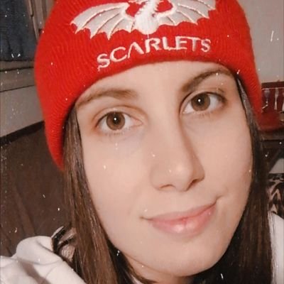 Huge Scarlets supporter