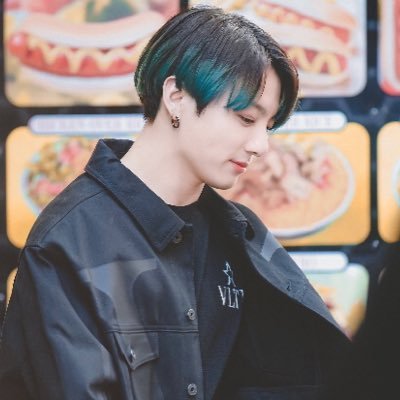 海西元女バド 🌸春から立花学園🌸 #army #bts #txt #seventeen #ジョングク #テヒョン #スビン