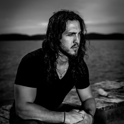 Alt/Folk Rock solo artist from New York • Debut Album ‘Every Rise of the Sun’ out now!