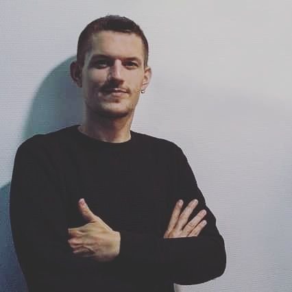 Producteur de Spectacles | Directeur artistique
Artists & Music Management
@NevezProd @CœurdeBretagne