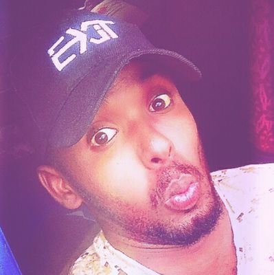 CescFabregas66's profile picture. VYBZ