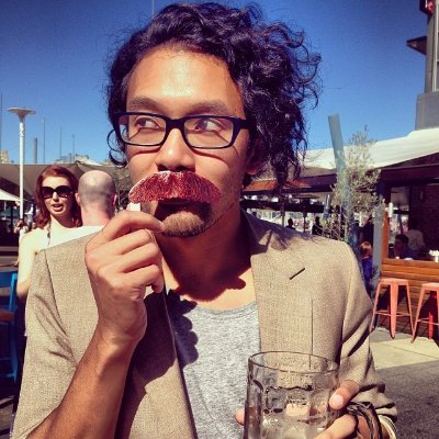 hashtagluks's profile picture. 