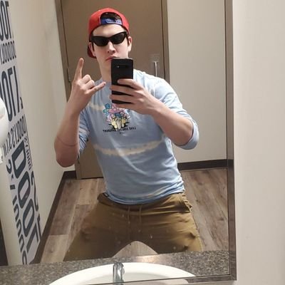 OwnerShitbox's profile picture. wassa kinda retarded ngl