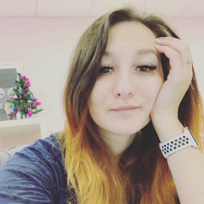 valeriia_king's profile picture. Отличная поддержка, не очень хороший человек