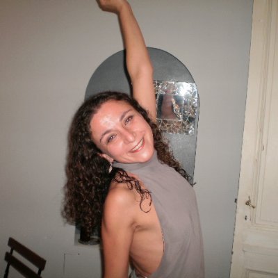 EleonoreDray's profile picture. trop longue