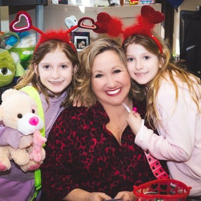 PLeBlanc706's profile picture. mom, wife, creator of fun!