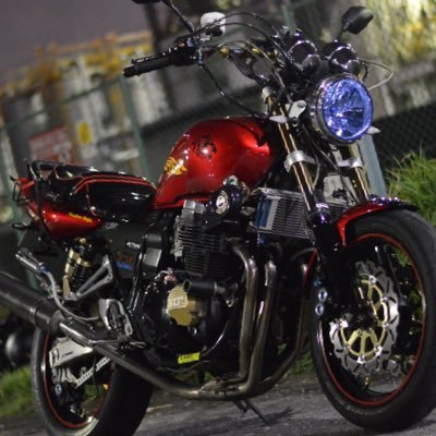 XJR大好き！ 2級整備士 アニメ好きバイク好きと繋がりたい！ ツーリング色んな所行ってみたいな！ 無言フォロー失礼します！ ゲームはモンスト、白猫、雀魂、ドッカンバトル、モンハンnowやってます