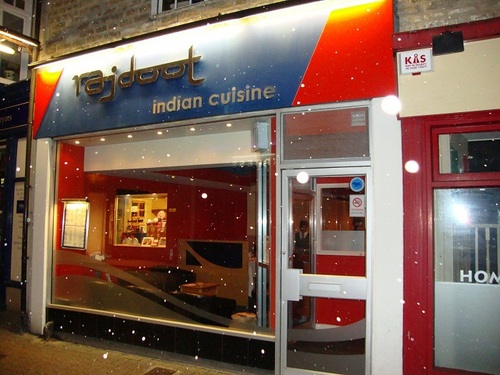 Indian restaurant and take away in Cirencester. Family run for almost 30 years. Popular and well established. The locals favourite.Find us at www.raj-doot.co.uk