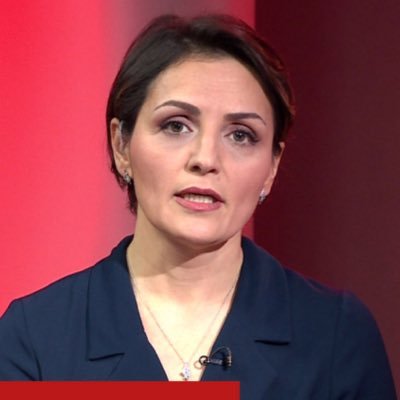 Host of BBC Persian’s Page2 فرناز قاضی‌زاده