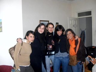 kakunperez's profile picture. Licenciada en Dirección y Administración de Empresas, Master en Consultoría y Master en RRHH. Interesada en la Empresa, especialmente el área de RRHH.