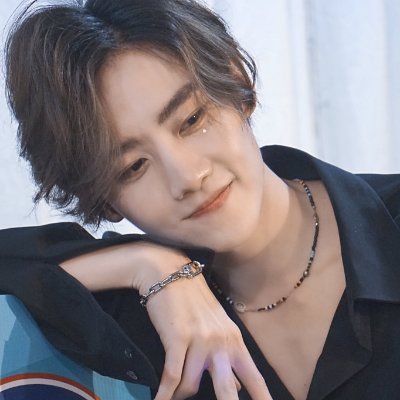 Bluecjbin's profile picture. 嗯