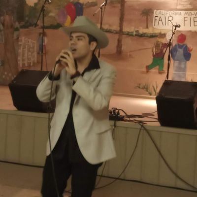 Soy Cantante, Compositor y Actor para mi es un placer hacer este maravilloso trabajo, espero contar con su apoyo, saludos y bendiciones