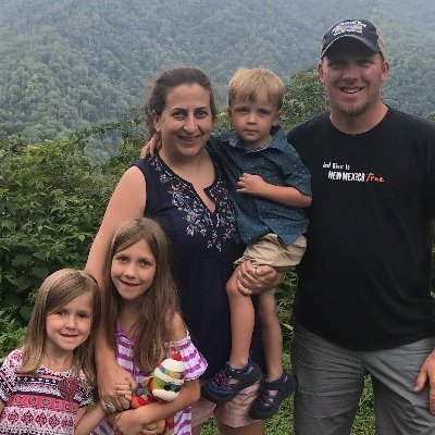 GrizFam5's profile picture. 