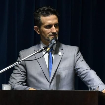 chvidalg's profile picture. Presentador. Locutor. Integrante de Comisión de Legislación Penal de la Camara de Diputados de la Nación. Folclorista. Bailarín de tango.