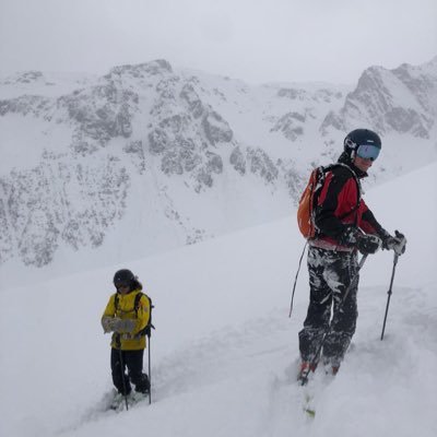 Sjoerd24's profile picture. Dentist - Implantologist - Laravel / Filament dev - Running 🏃