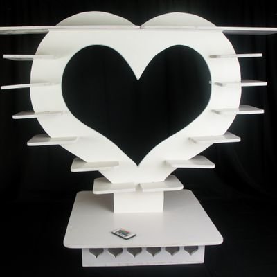Add class, elegance and some pizazz to any affair with our specialty cupcake and dessert stands for rent, in a variety of styles and materials just for you!