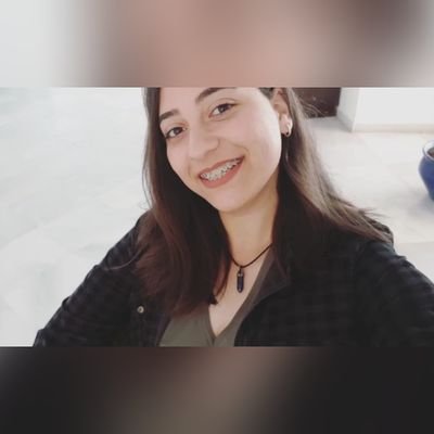 Karanlık dünyanın renkli insanı			~
Ankara Üniversitesi