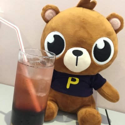 渋谷MAGNETにあるteddyislandです🐻 韓国で大人気のトゥンカロンやホットク、プルコギなどを販売してます。 他にも、韓国のお菓子やteddyislandのオリジナルグッズもあるので是非遊びに来てください！