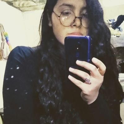 Solo soy una persona que disfruta bastante de la música que más te puedo decir?