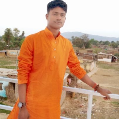 हमारे गुरु शिव है। और आपके भी हो सकते है ।
   आऐ,भगवान शिव को अपना गुरु बनाऐ।
          आओ,चले शिव की ओर
                                     :-साहब हरिन्द्रनंद