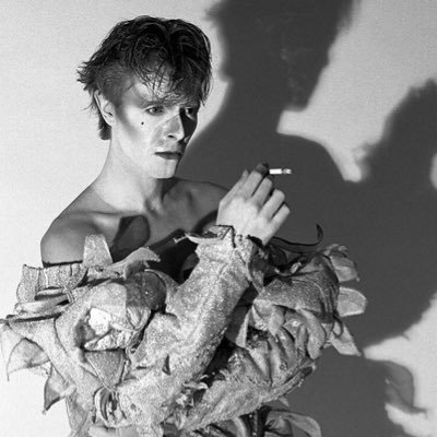 __violator's profile picture. - don’t get sentimental, it always ends up drivel -