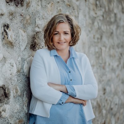 Sha_Zwa's profile picture. Die einzige Möglichkeit, Menschen zu motivieren, ist die Kommunikation.