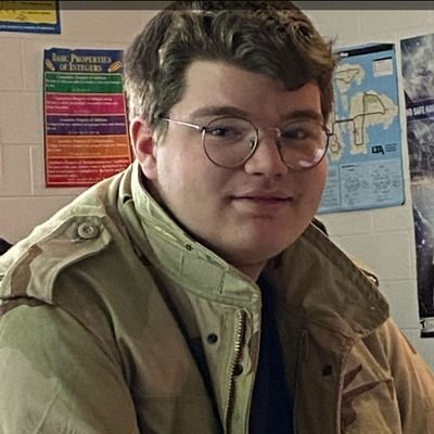 Born32Irish's profile picture. Lol