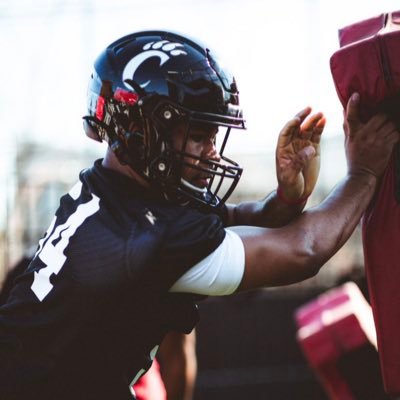 Izaiah Ruffin athlete profile head shot