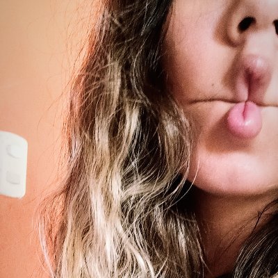 alep_blue's profile picture. Leer, bailar, basquet, nutella, música, son algunas de las muchas cosas que me apasionan ❤ #TumblrLover #SnapchattersOn #HashtagsCompulsives