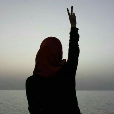 okmelia10's profile picture. 