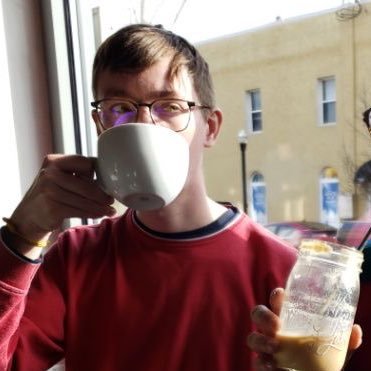 TweetsbySamMac's profile picture. I tweet sometimes. Follow my insta or die