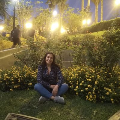 yanetbus's profile picture. 